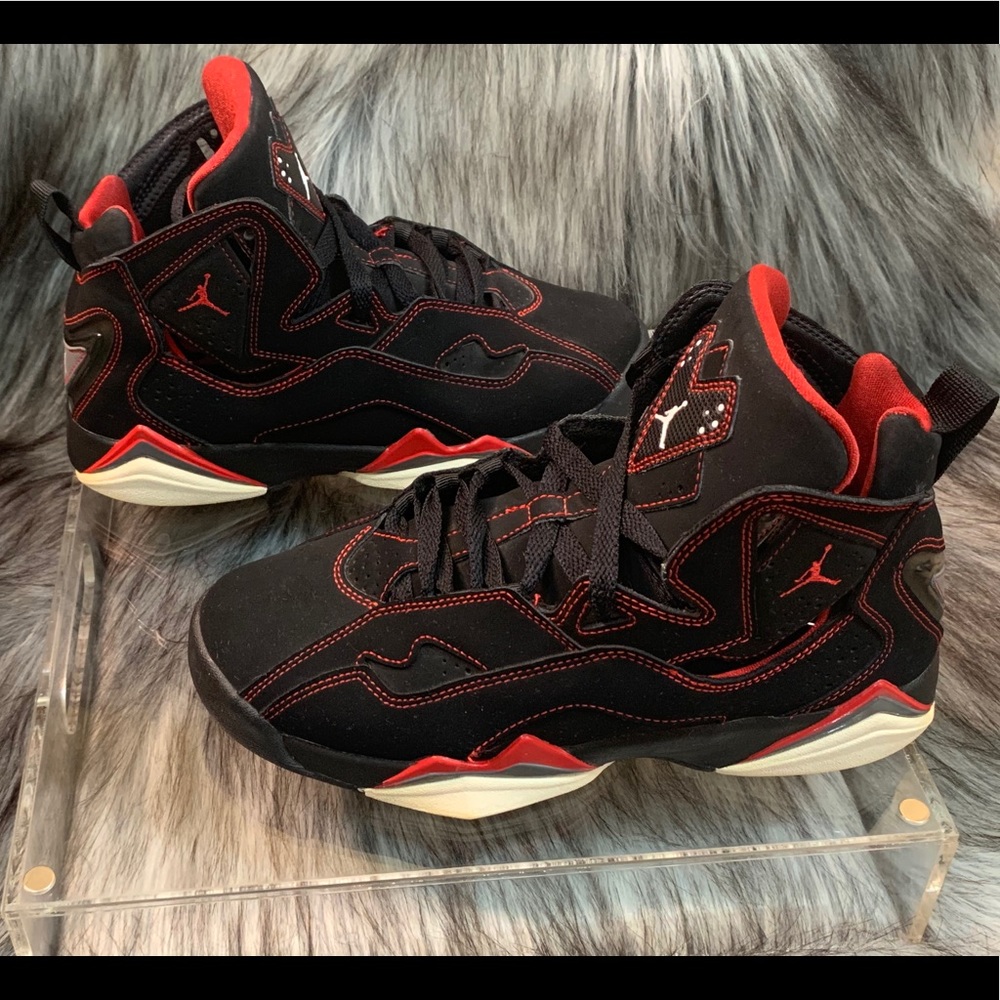 Jordans - True Flight